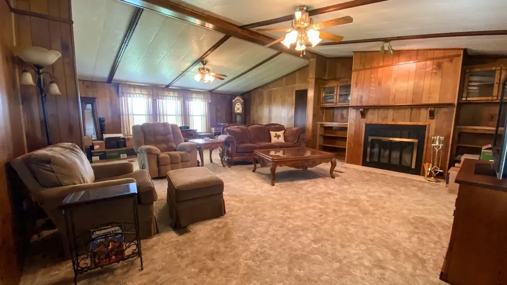 245 Private Road 4214 Decatur TX 76234