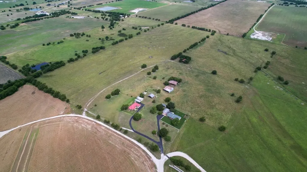 245 Private Road 4214 Decatur TX 76234