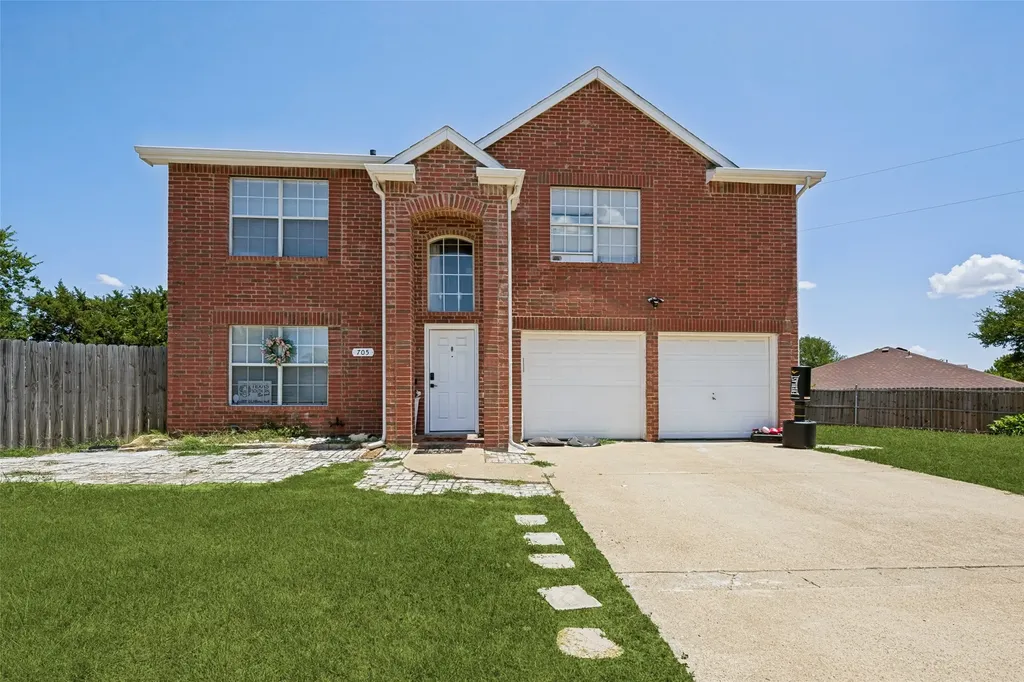 705 Bluebonnet Drive Cedar Hill TX 75104