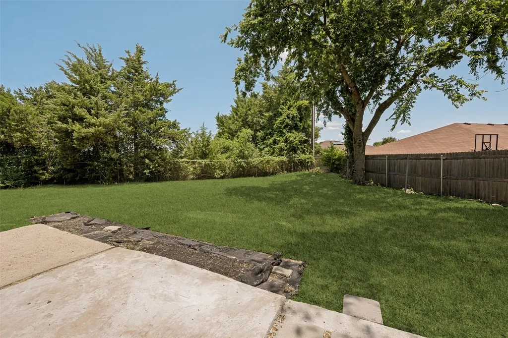 705 Bluebonnet Drive Cedar Hill TX 75104