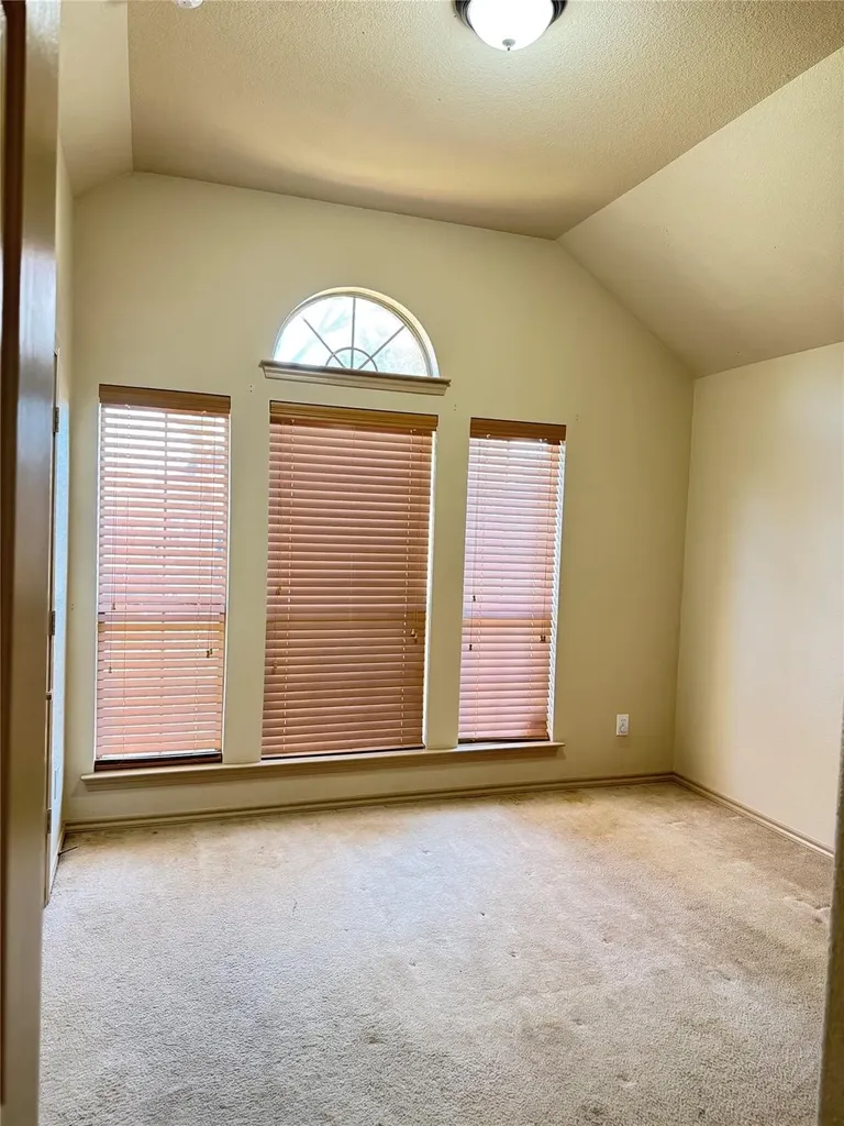 7704 Fallen Antler Place Arlington TX 76002