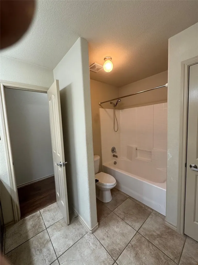 7704 Fallen Antler Place Arlington TX 76002