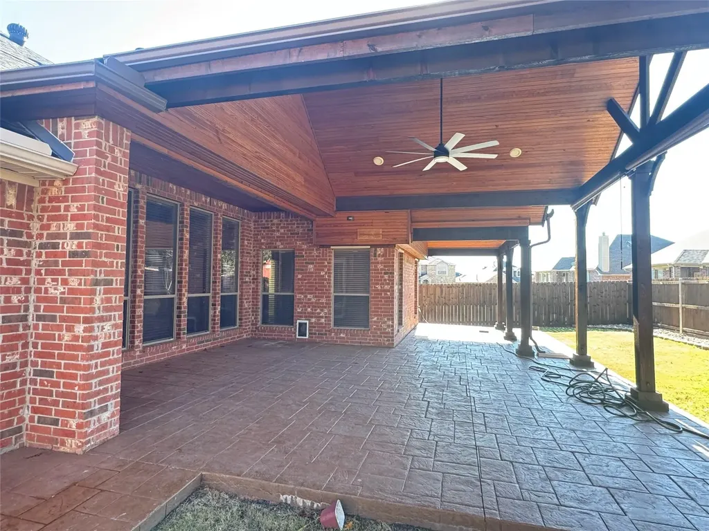 7704 Fallen Antler Place Arlington TX 76002