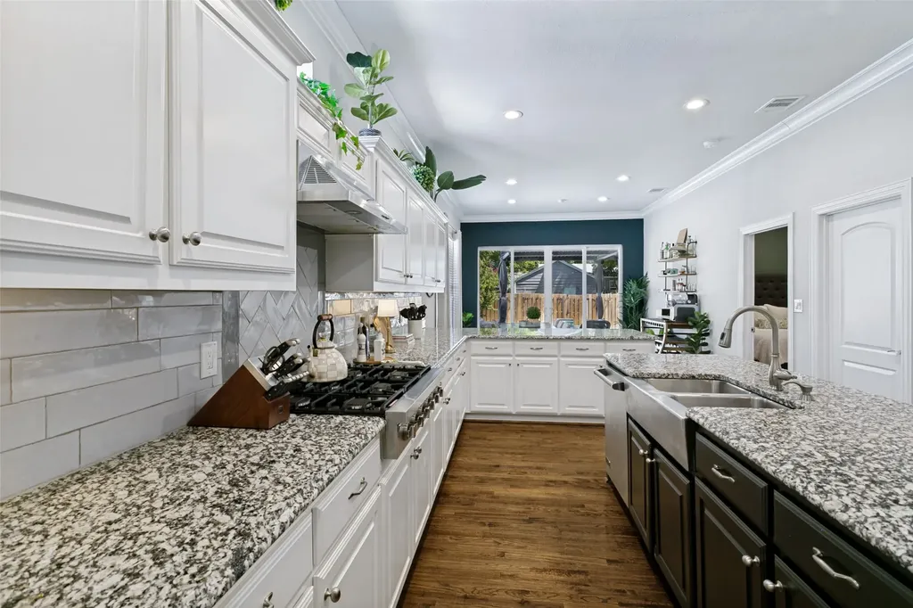 4920 Birchman Avenue Fort Worth TX 76107