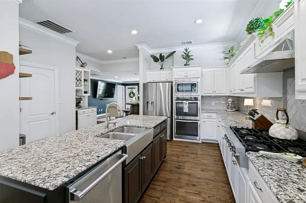 4920 Birchman Avenue Fort Worth TX 76107