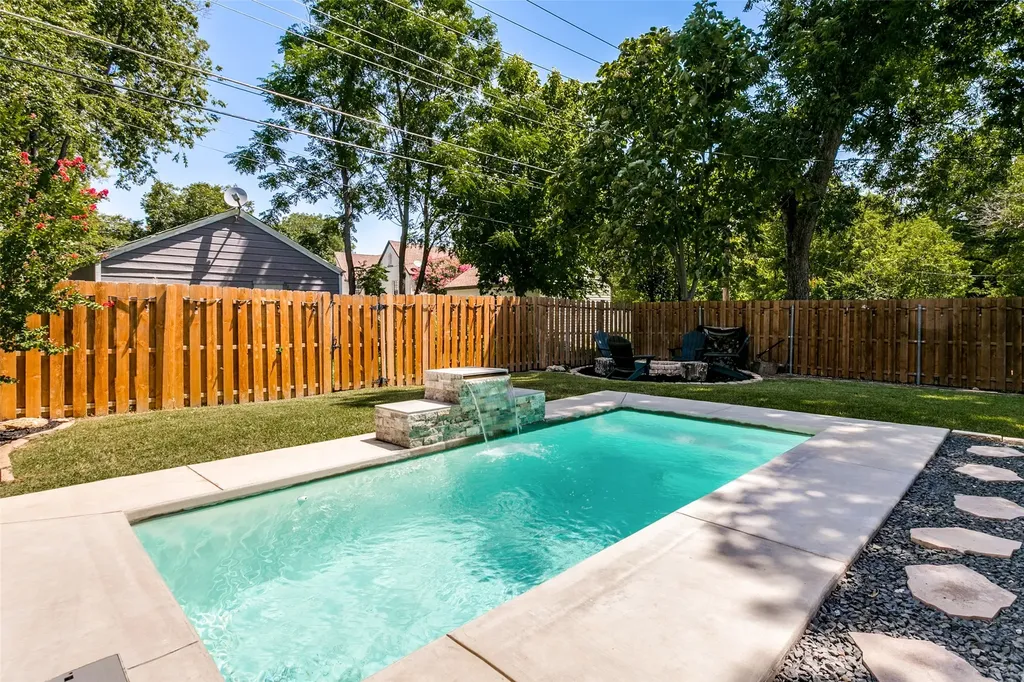 4920 Birchman Avenue Fort Worth TX 76107