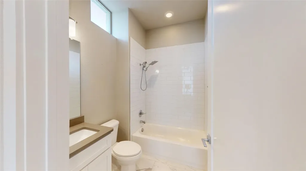 13228 Bee Street Farmers Branch TX 75234