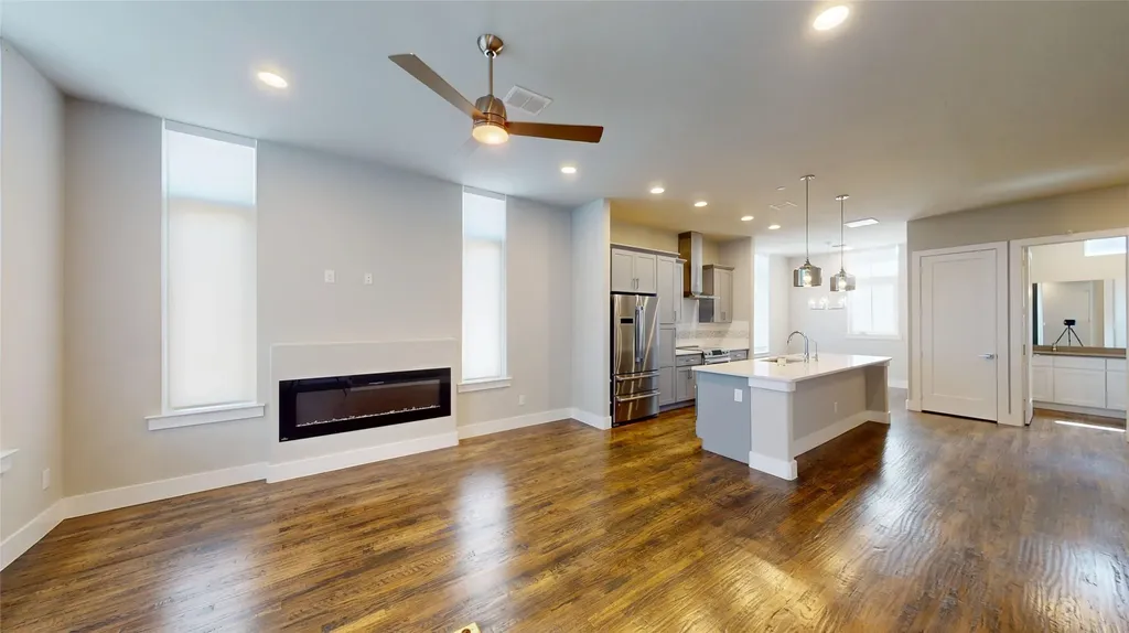 13228 Bee Street Farmers Branch TX 75234