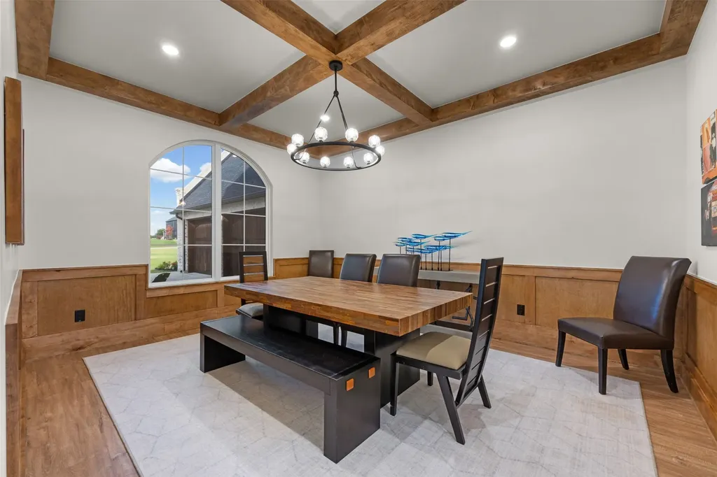 2704 Veridian Point Drive Burleson TX 76028
