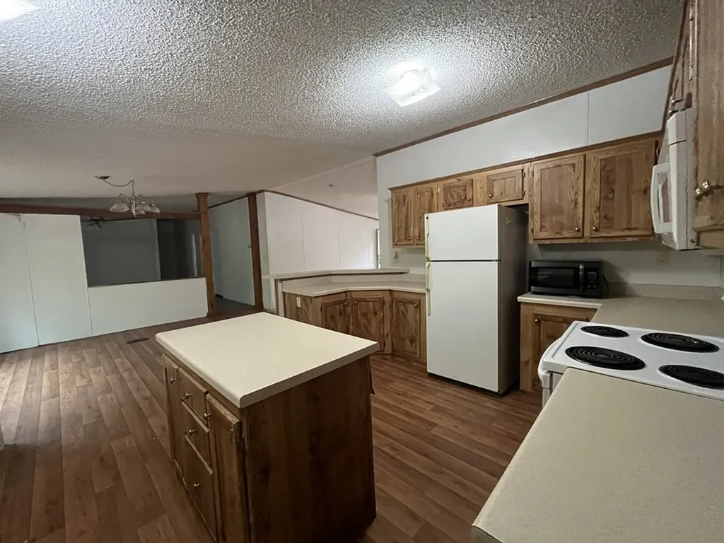 1312 Raintree Road West Tawakoni TX 75474