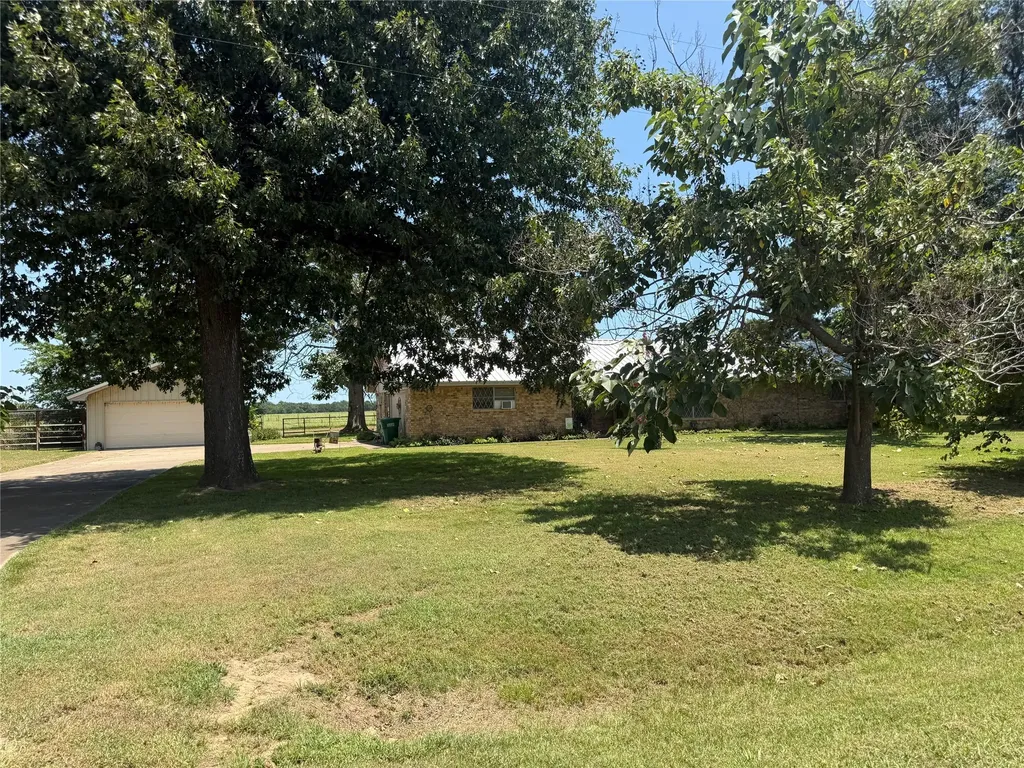 446 County Road 1605 Ravenna TX 75476