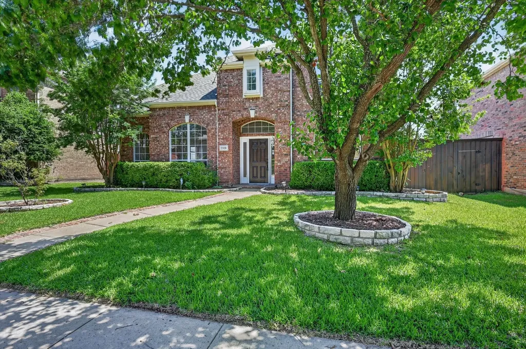 2328 Hunters Run Drive Plano TX 75025