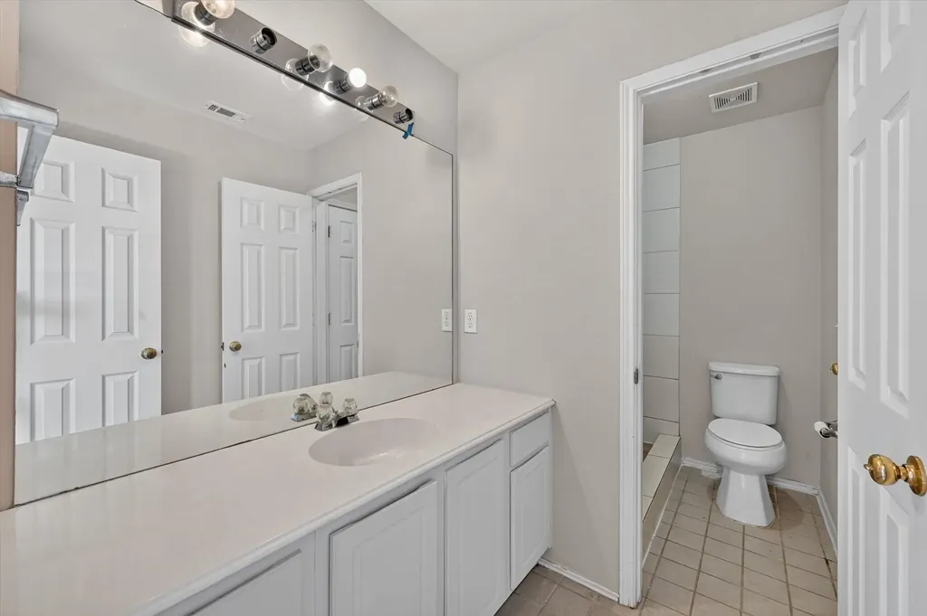 2328 Hunters Run Drive Plano TX 75025