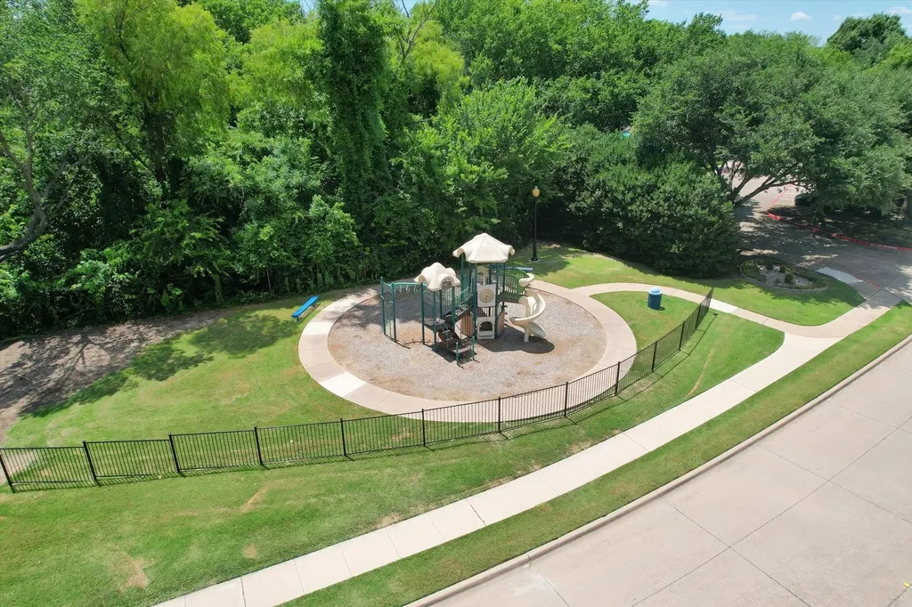 2328 Hunters Run Drive Plano TX 75025