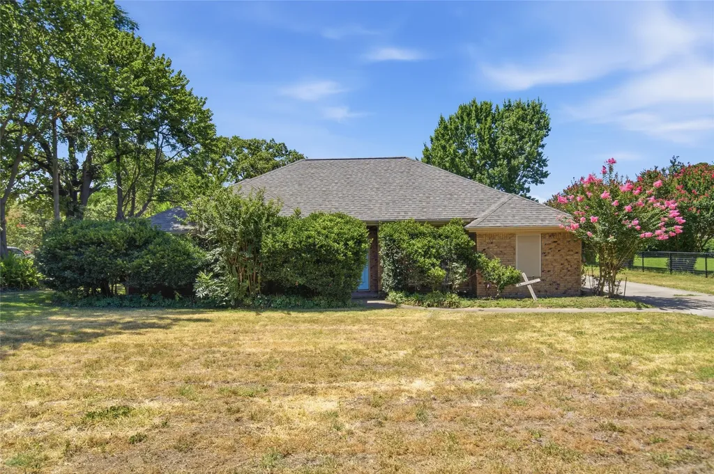 213 White Drive Colleyville TX 76034
