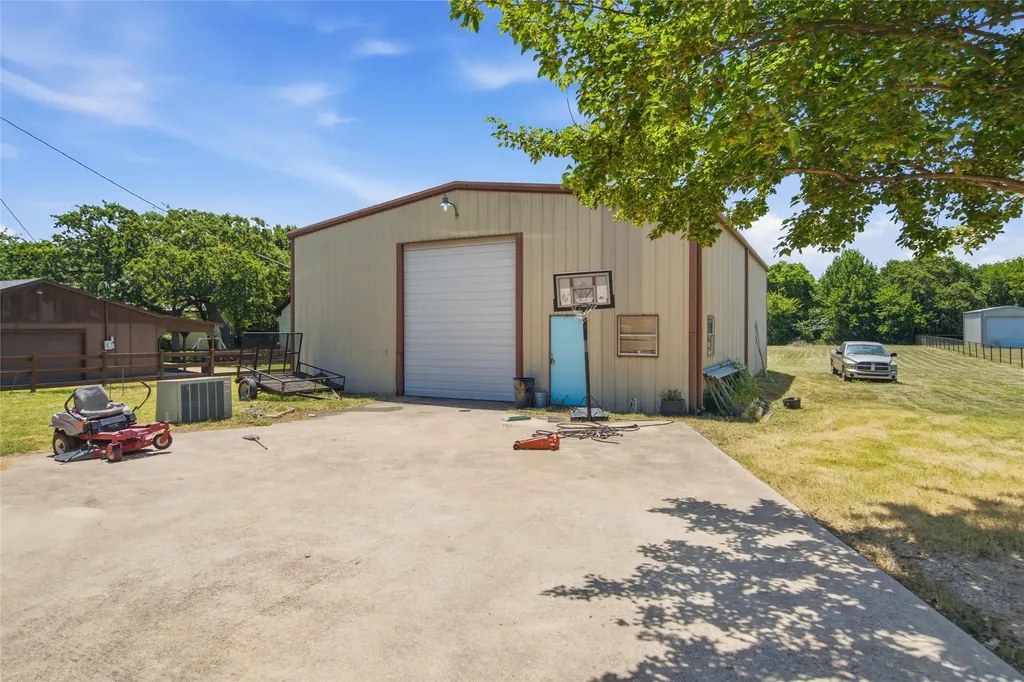 213 White Drive Colleyville TX 76034