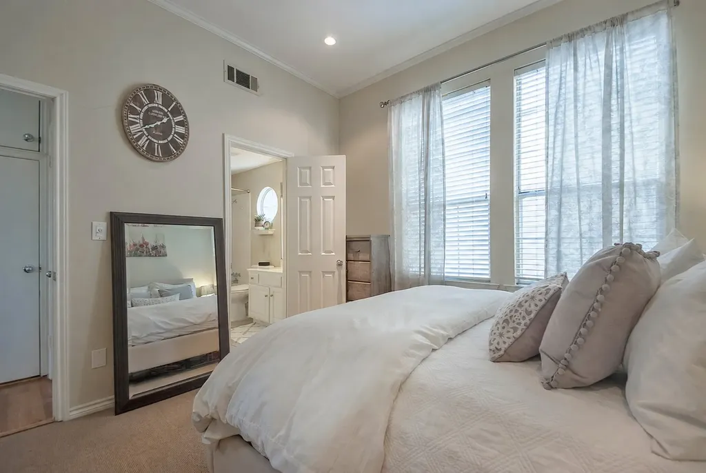 4106 Newton Avenue Dallas TX 75219