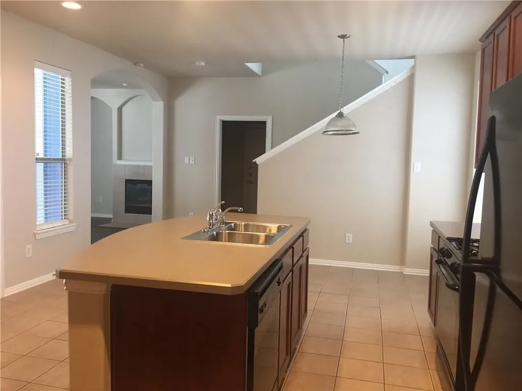1016 Grey Fox Drive Savannah TX 76227