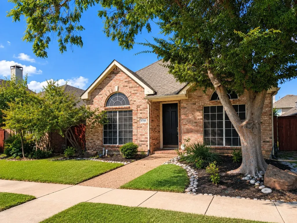 8708 Wellington Road Irving TX 75063