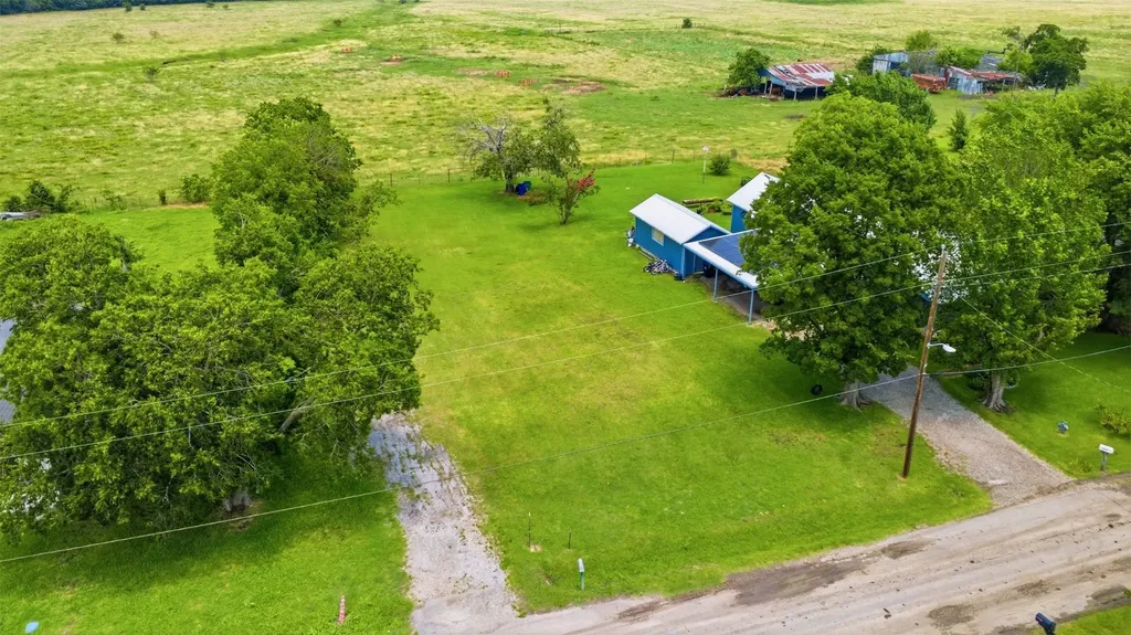 2501 Mcfarland Caddo Mills TX 75135