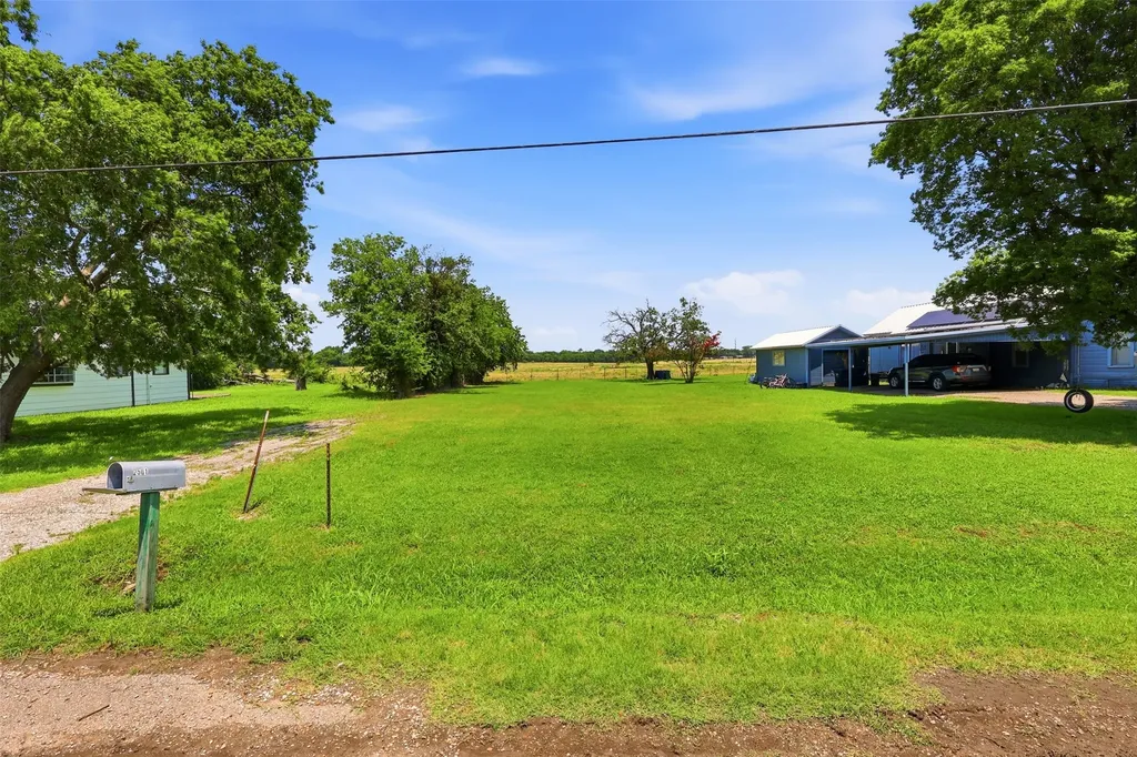 2501 Mcfarland Caddo Mills TX 75135