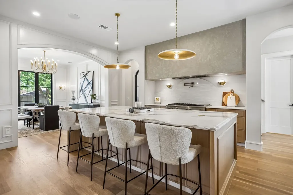 7308 Tangleglen Drive Dallas TX 75248