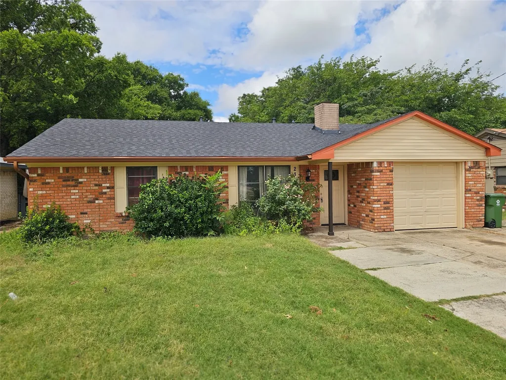 237 N Murphy Murphy TX 75094