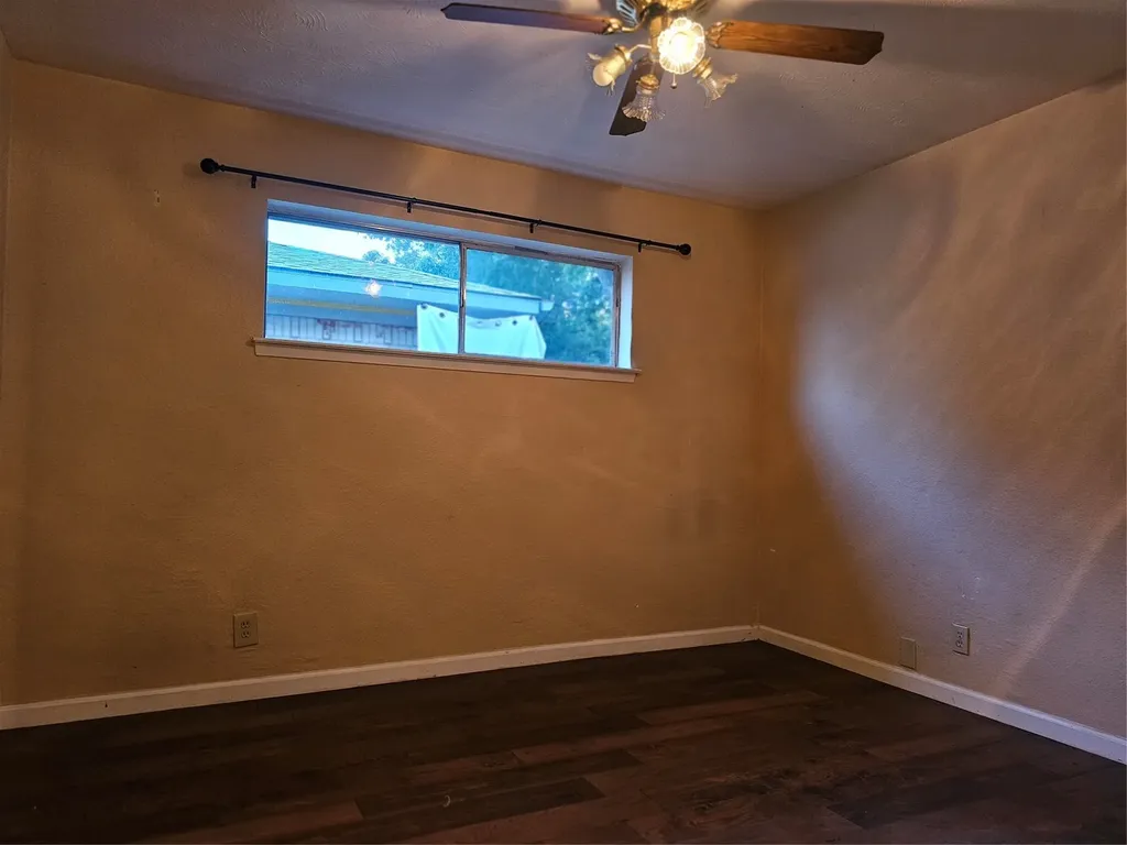 237 N Murphy Murphy TX 75094