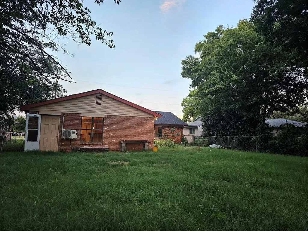 237 N Murphy Murphy TX 75094