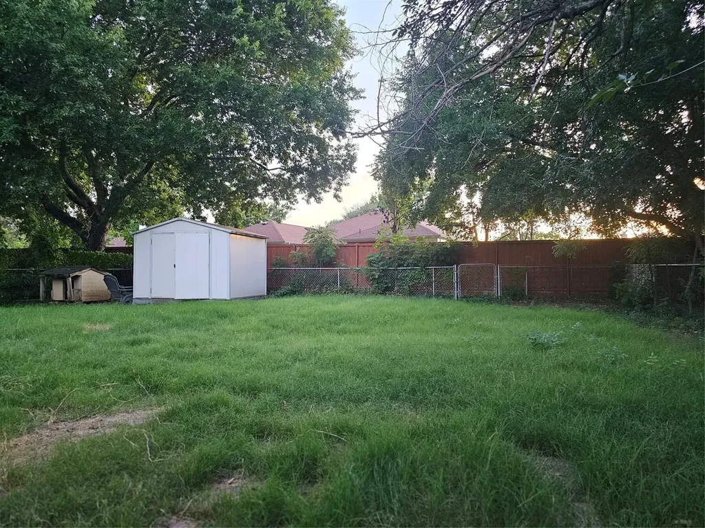 237 N Murphy Murphy TX 75094