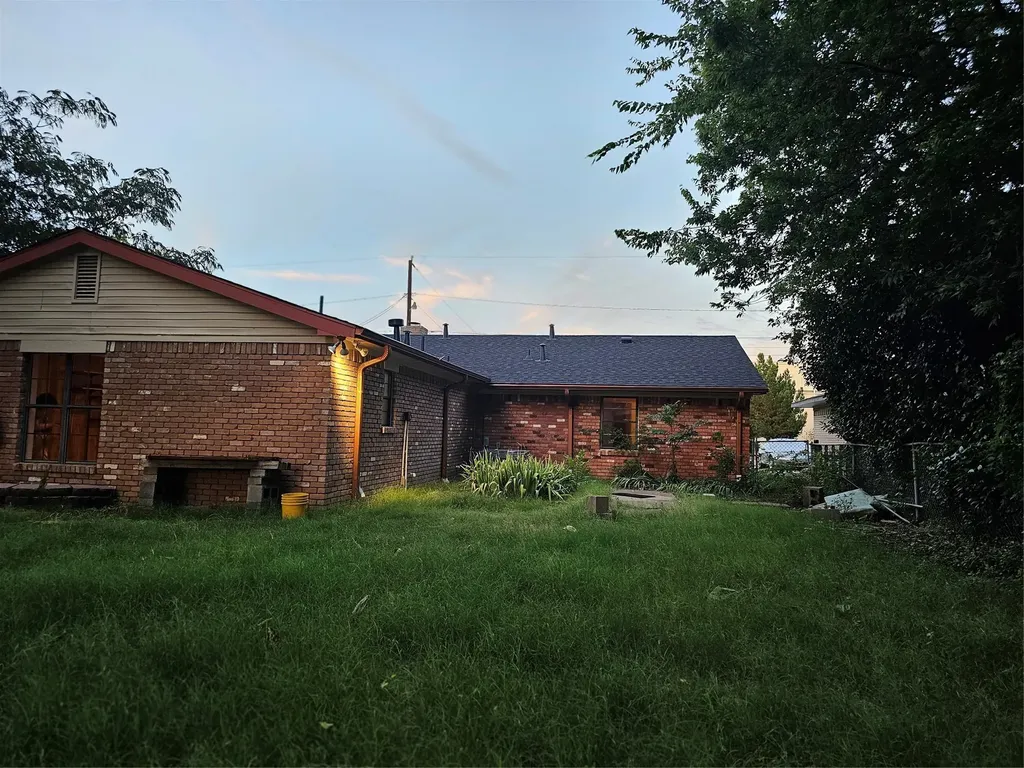 237 N Murphy Murphy TX 75094