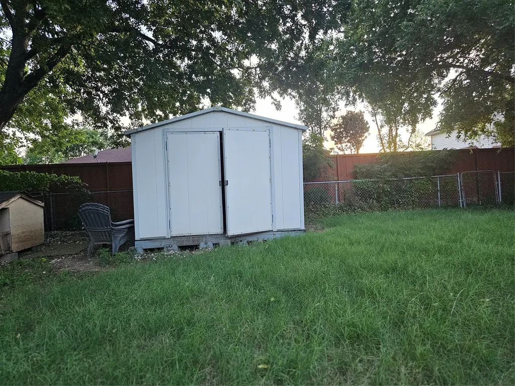 237 N Murphy Murphy TX 75094