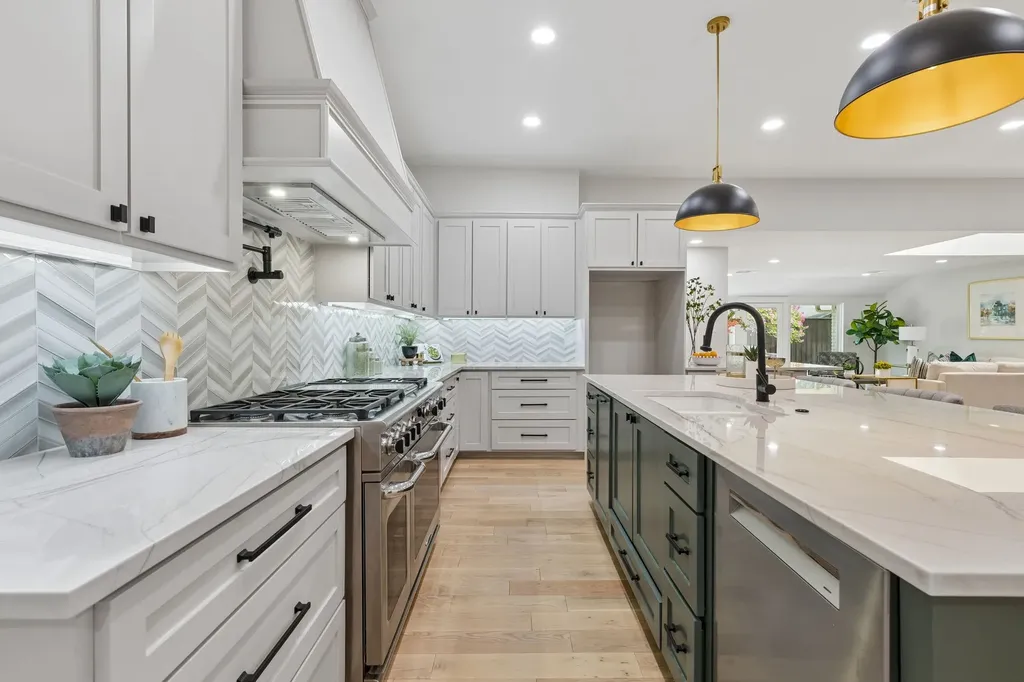 6941 Midcrest Drive Dallas TX 75254