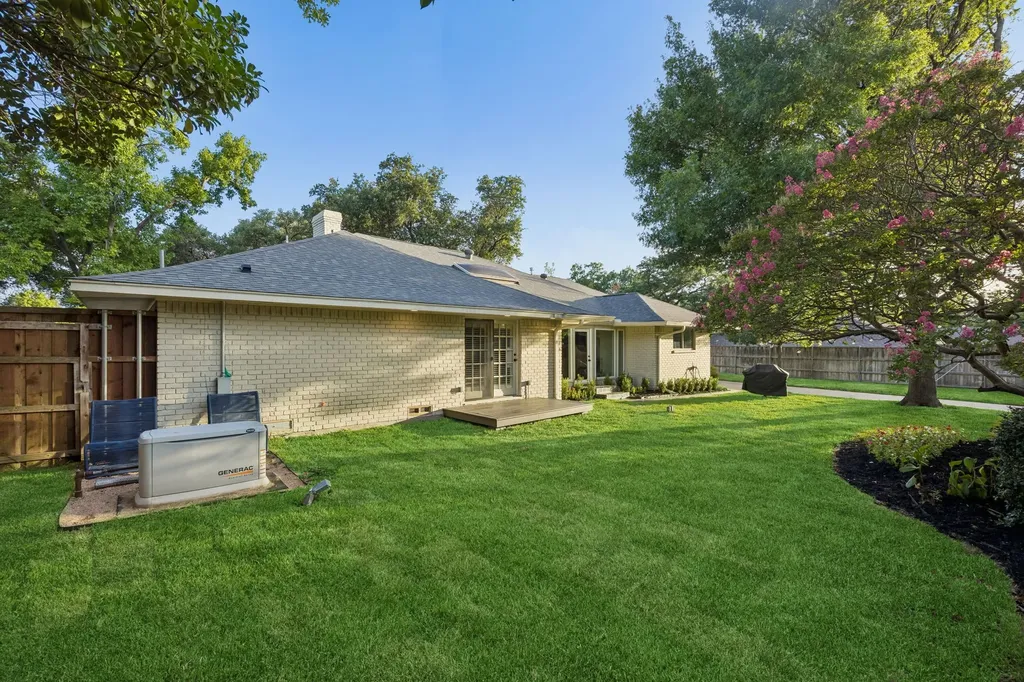 6941 Midcrest Drive Dallas TX 75254