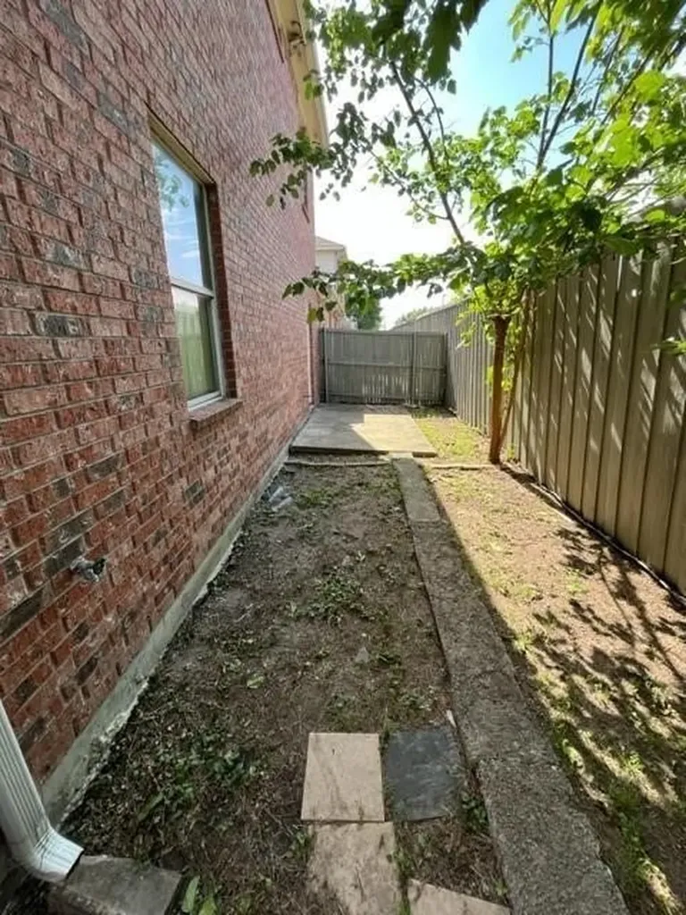 201 Seva Court Irving TX 75061