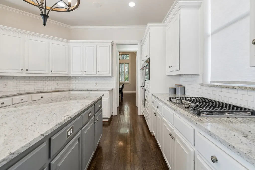 6413 Vicki Lane Plano TX 75093
