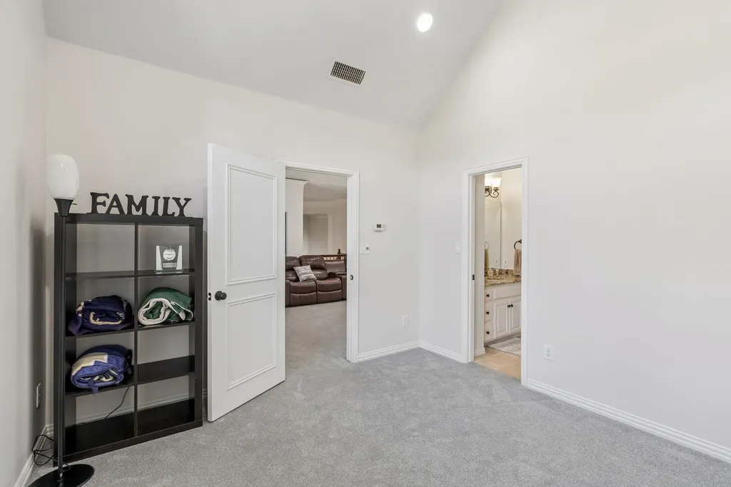 6413 Vicki Lane Plano TX 75093