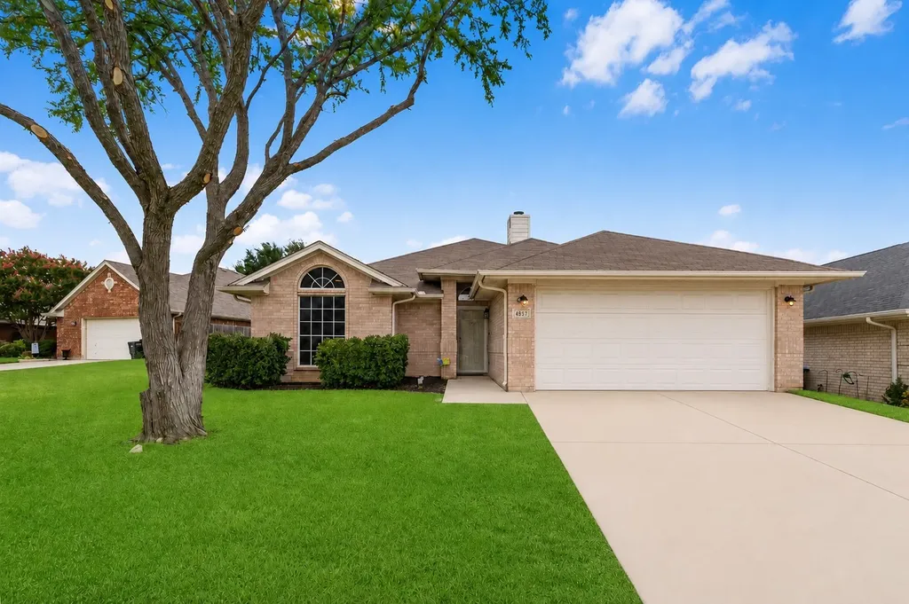 4857 Eagle Trace Drive Fort Worth TX 76244