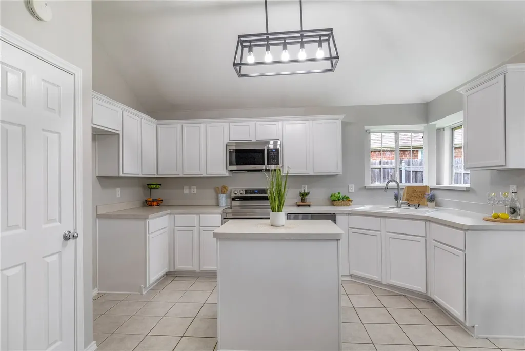 4857 Eagle Trace Drive Fort Worth TX 76244