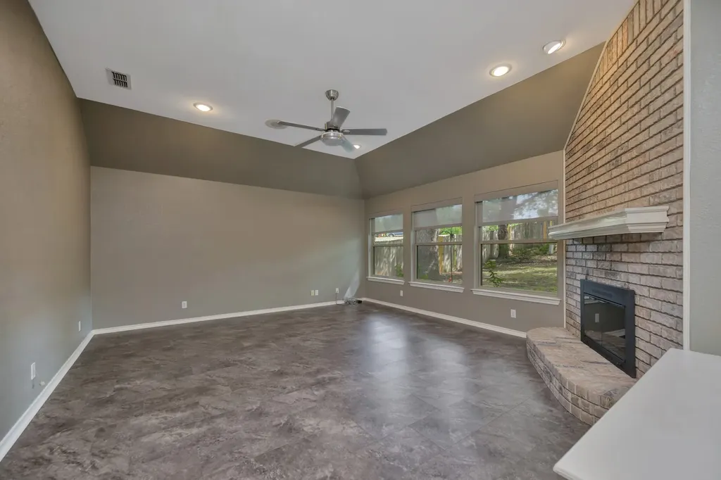 4731 Saddlebrook Drive Benbrook TX 76116