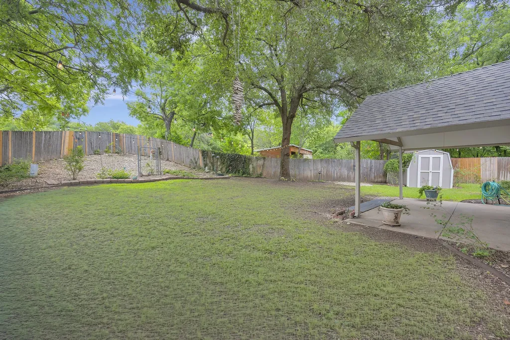 4731 Saddlebrook Drive Benbrook TX 76116