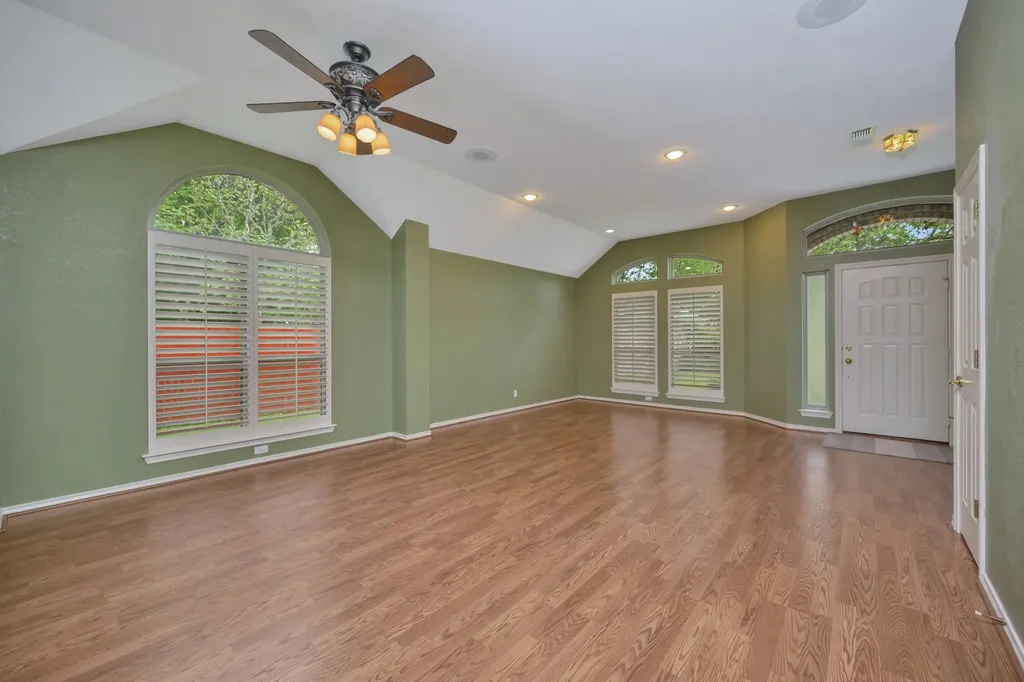 4731 Saddlebrook Drive Benbrook TX 76116