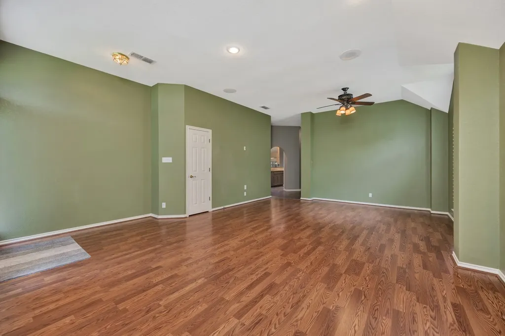 4731 Saddlebrook Drive Benbrook TX 76116