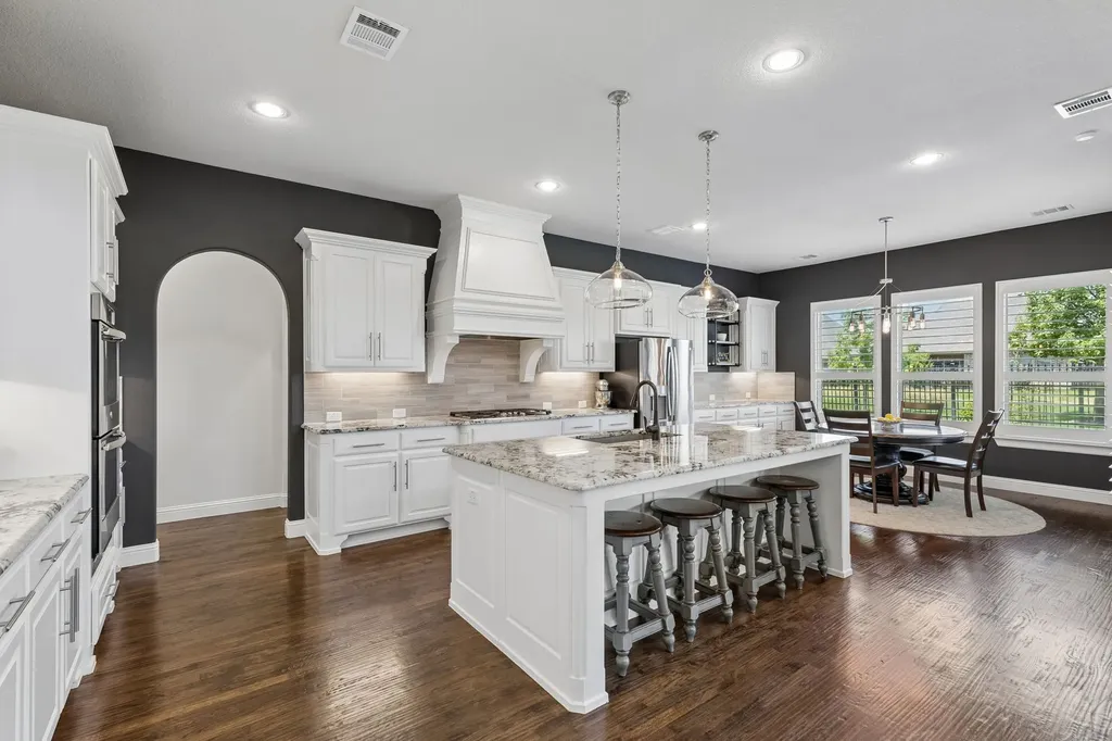 7812 Ivey The Colony TX 75056