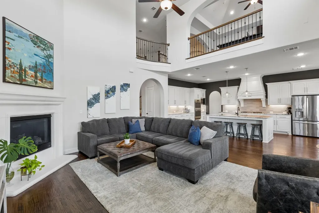7812 Ivey The Colony TX 75056