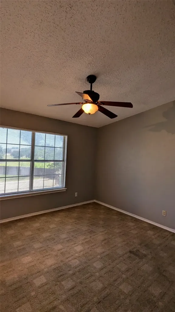 1003 Vedral Place Cedar Hill TX 75104