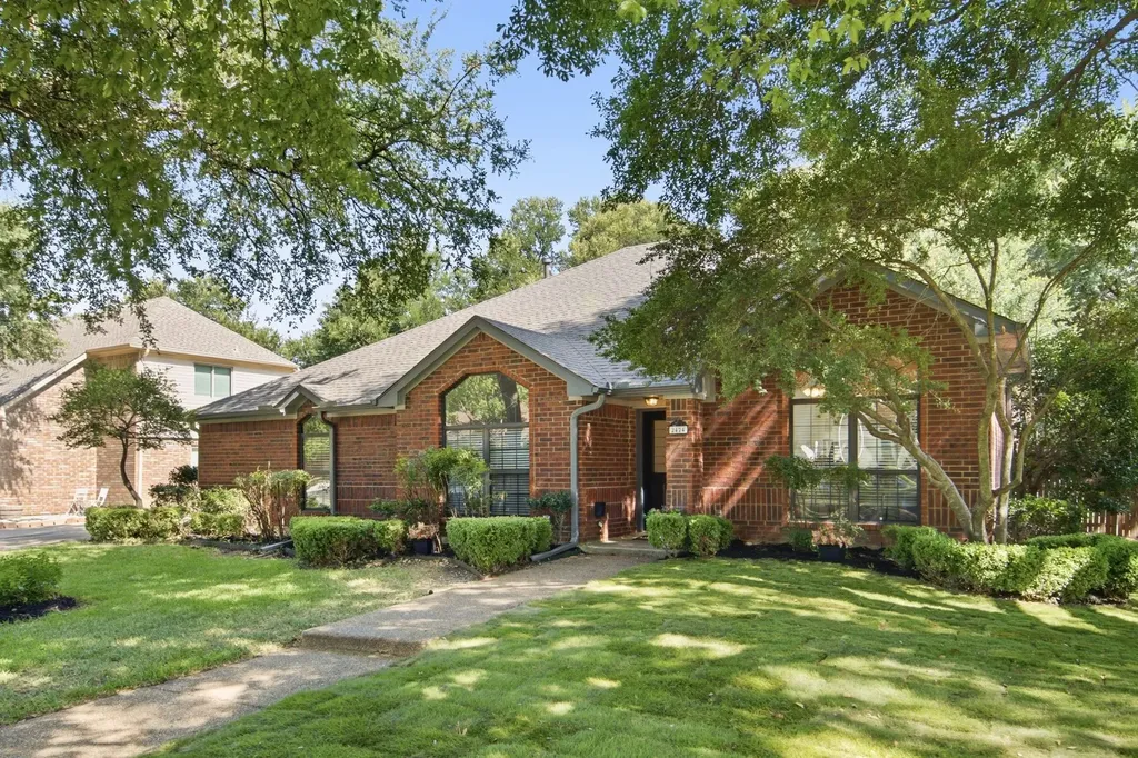 2424 Cornell Drive Flower Mound TX 75022