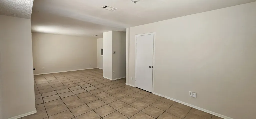 7205 Merry Lane Fort Worth TX 76112