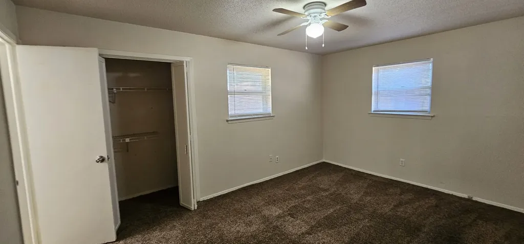 7205 Merry Lane Fort Worth TX 76112