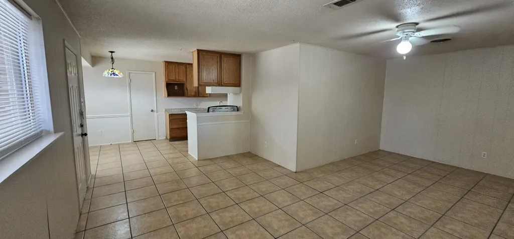 7205 Merry Lane Fort Worth TX 76112